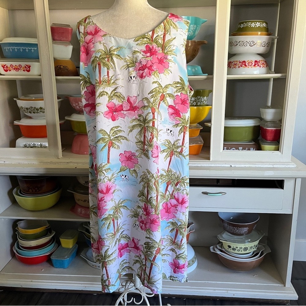 Big Dogs Vintages Floral Hawaiian Print Dress - Size XL